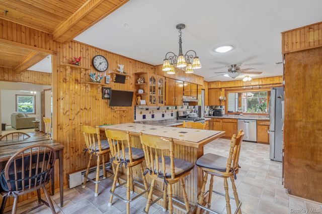 5 Tawny Pass, South Setauket, NY 11720