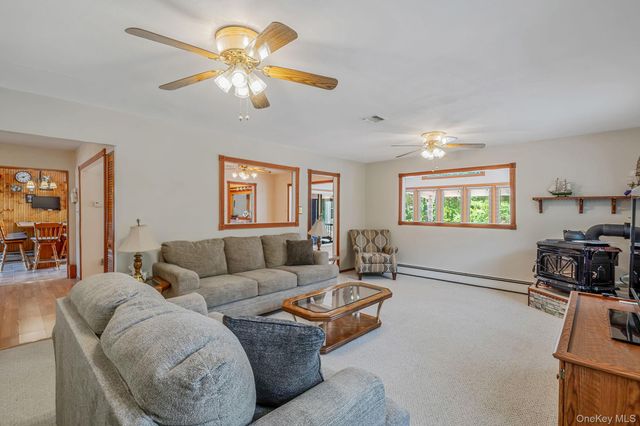 5 Tawny Pass, South Setauket, NY 11720