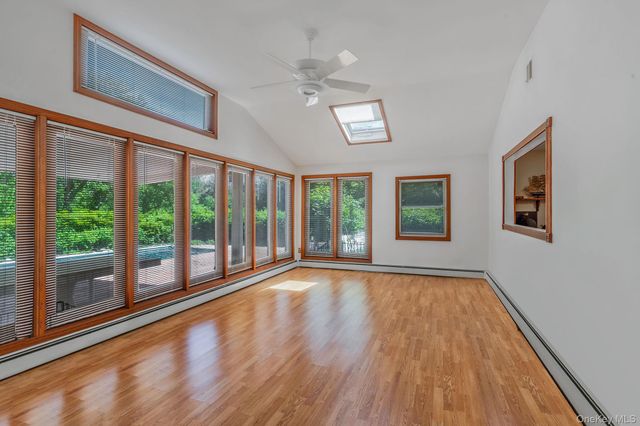 5 Tawny Pass, South Setauket, NY 11720