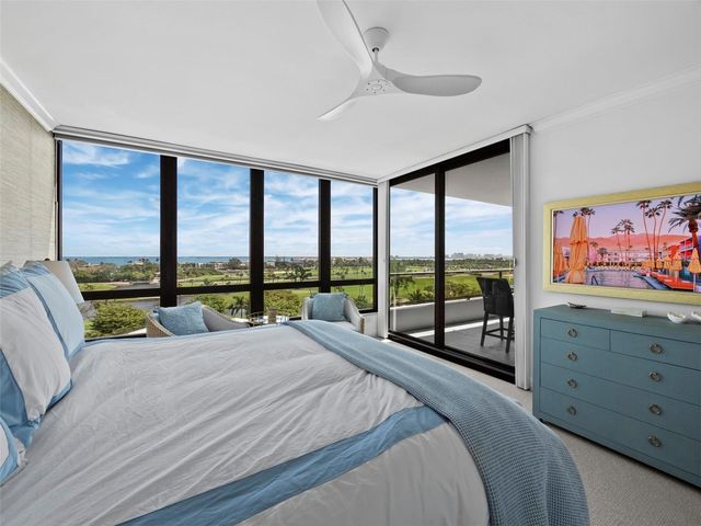 535 SANCTUARY DRIVE A603, Longboat Key, FL 34228