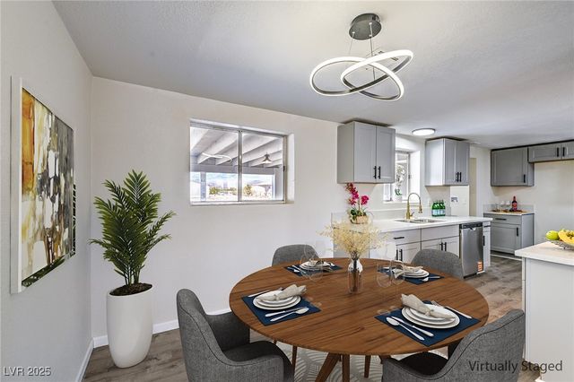 610 Fehrs Way, Pahrump, NV 89060