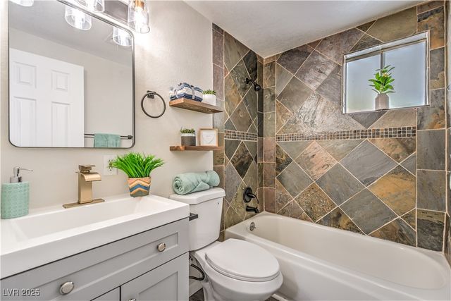 610 Fehrs Way, Pahrump, NV 89060