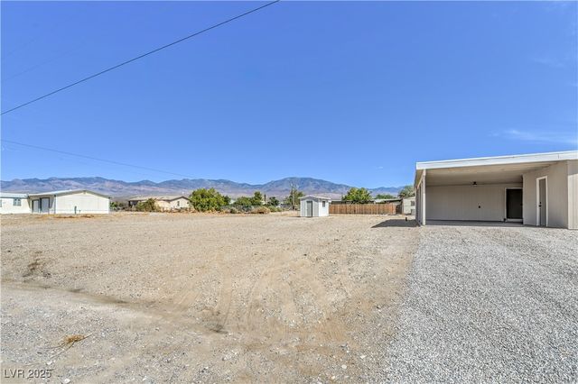 610 Fehrs Way, Pahrump, NV 89060