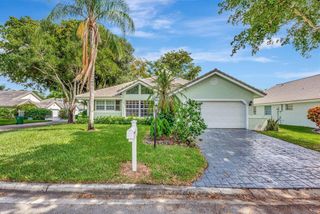 5395 Pine Circle, Coral Springs, FL 33067