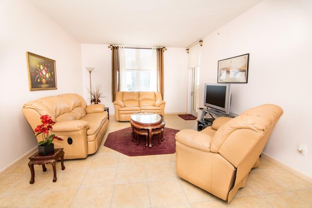 511 SE 5th Avenue 1111, Fort Lauderdale, FL 33301