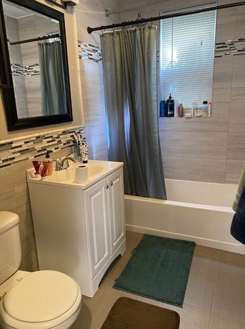 19 Pleasant St 1, Boston, MA 02125