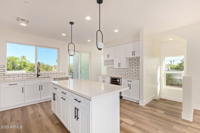 3616 N 12TH Street, Phoenix, AZ 85014