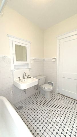 4511 N Greenview Avenue 2, Chicago, IL 60640