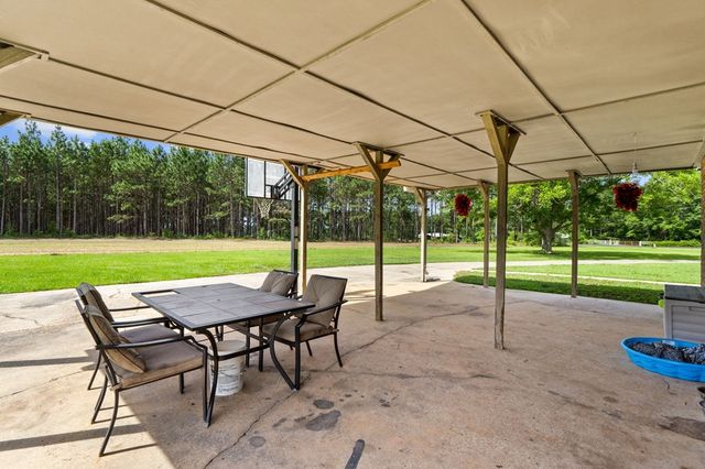 1785 S State Hwy 103, Slocomb, AL 36375
