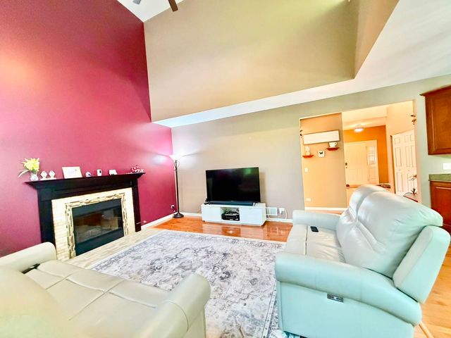 37061 N Bonnie Brae Road, Lake Villa, IL 60046