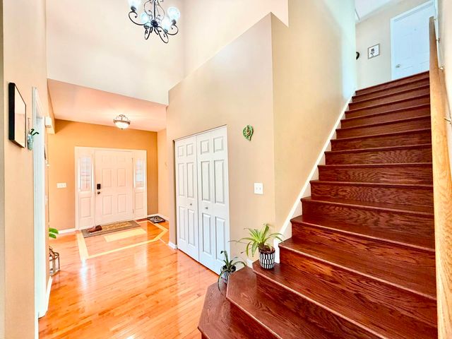 37061 N Bonnie Brae Road, Lake Villa, IL 60046