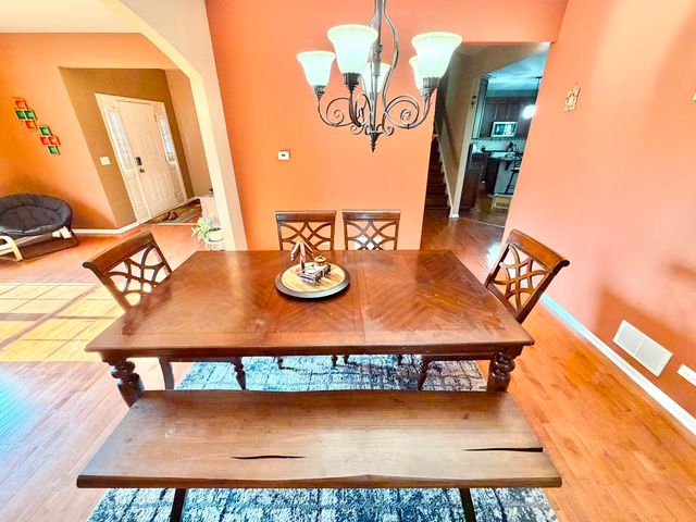 37061 N Bonnie Brae Road, Lake Villa, IL 60046