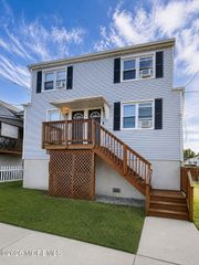 119 Raritan Avenue 2B, Keansburg, NJ 07734