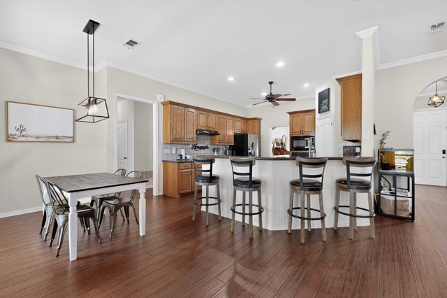 7011 Singleton Road, Midlothian, TX 76065