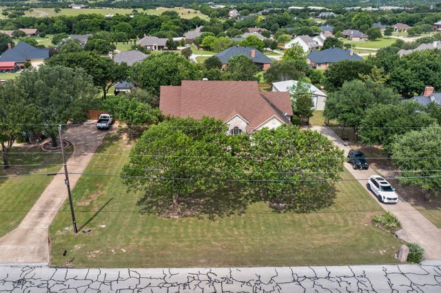7011 Singleton Road, Midlothian, TX 76065