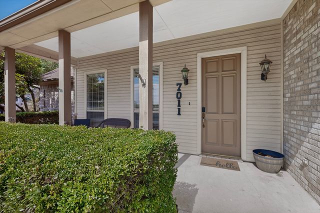 7011 Singleton Road, Midlothian, TX 76065