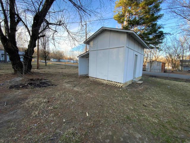 211 McKee Street, Pangburn, AR 72121