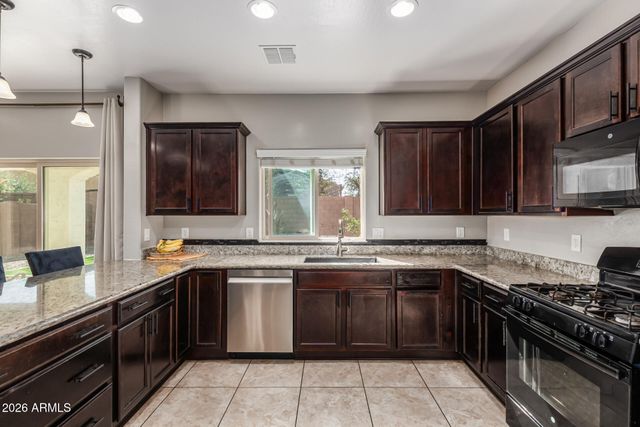 2415 E BRIGADIER Drive, Gilbert, AZ 85298