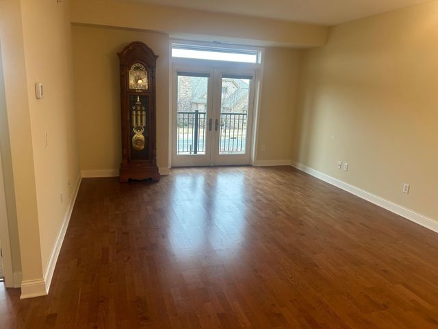 1320 Riverside Lane 200, Mendota Heights, MN 55118