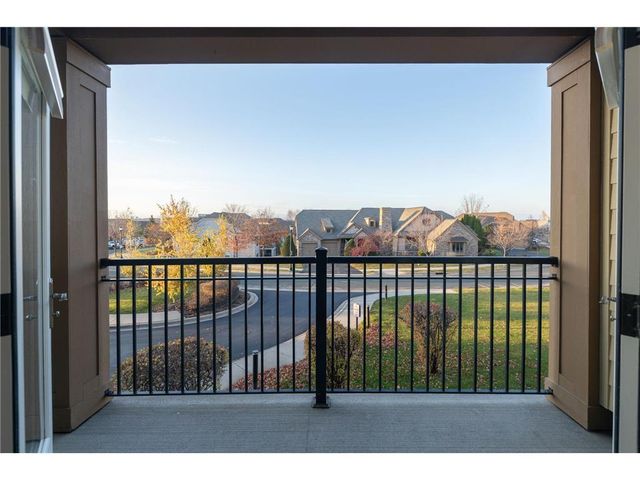 1320 Riverside Lane 200, Mendota Heights, MN 55118