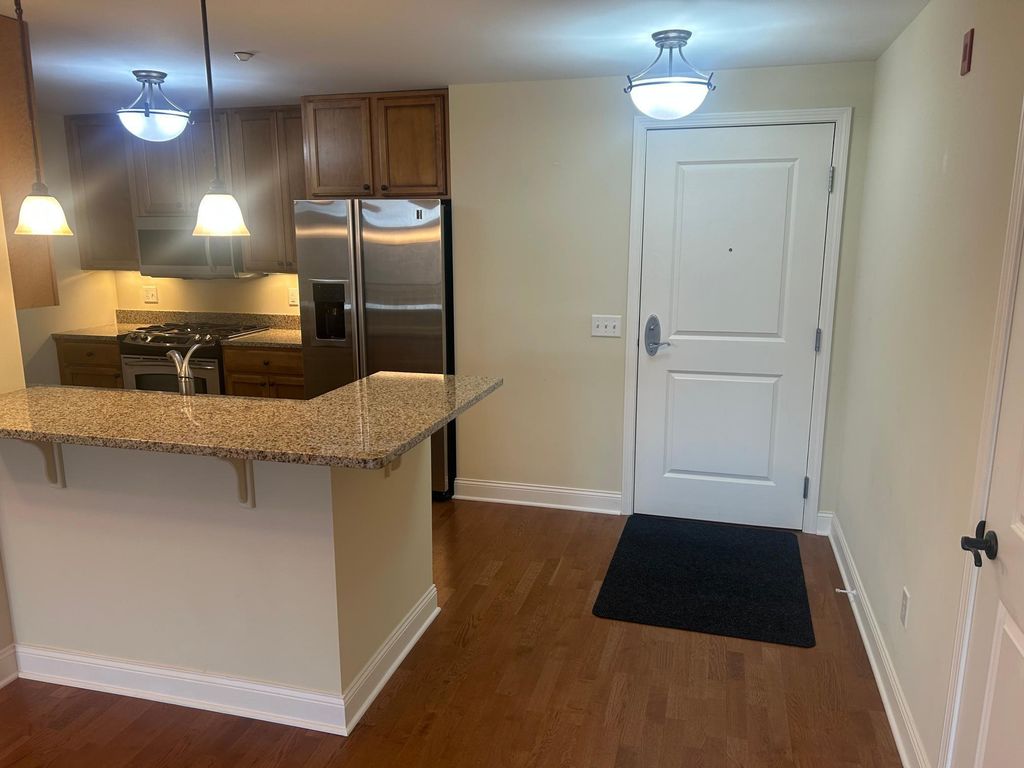 1320 Riverside Lane 200, Mendota Heights, MN 55118 — photo 2