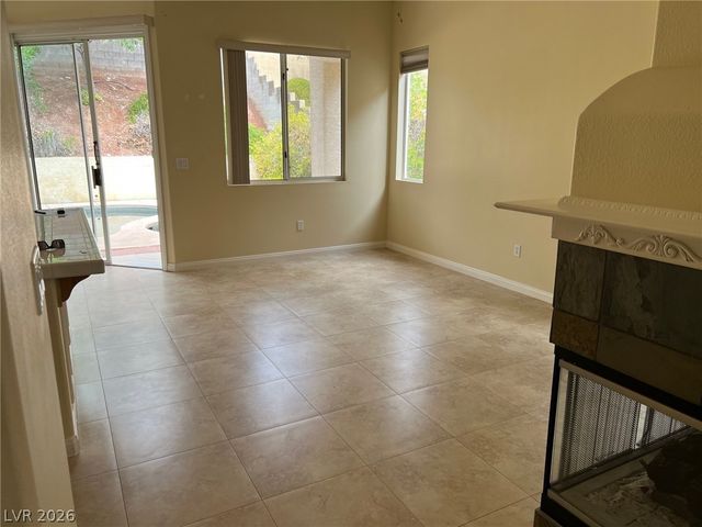 1841 Spring Summit Lane, Las Vegas, NV 89134