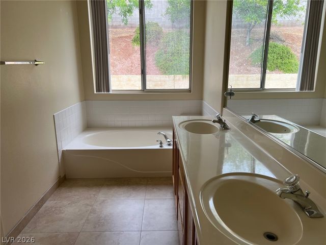 1841 Spring Summit Lane, Las Vegas, NV 89134