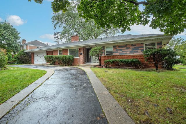 6756 N Keating Avenue, Lincolnwood, IL 60712