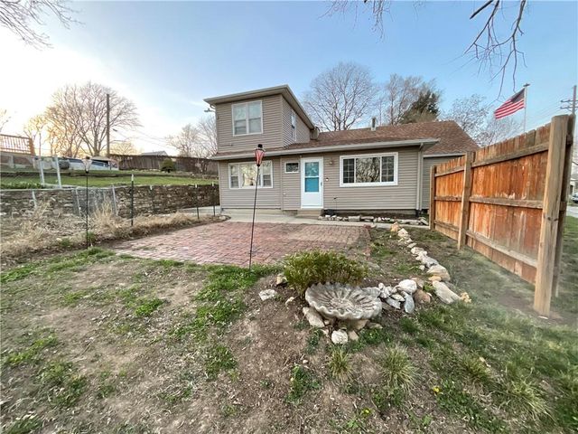 1834 S 16th Street, Kansas City, KS 66103