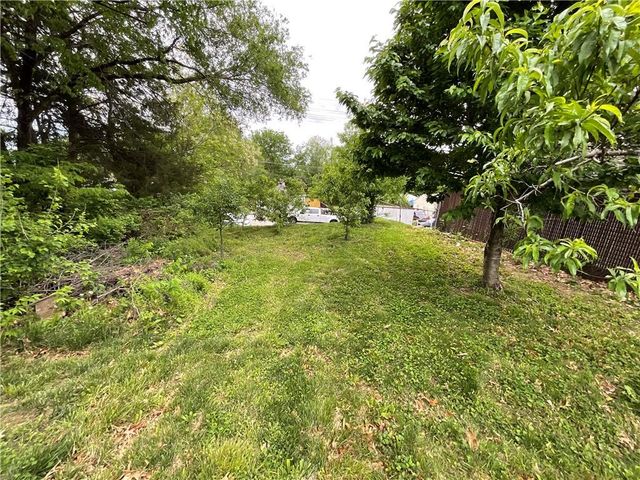 1834 S 16th Street, Kansas City, KS 66103