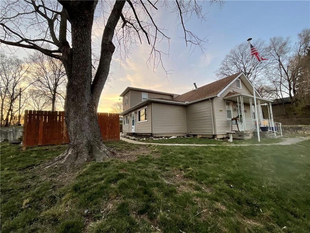 1834 S 16th Street, Kansas City, KS 66103