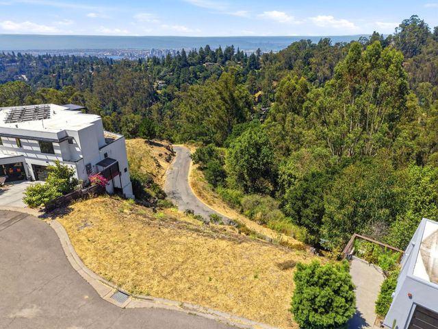 21 Jewel Court, Oakland, CA 94611