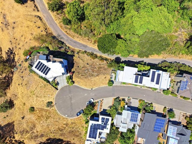 21 Jewel Court, Oakland, CA 94611