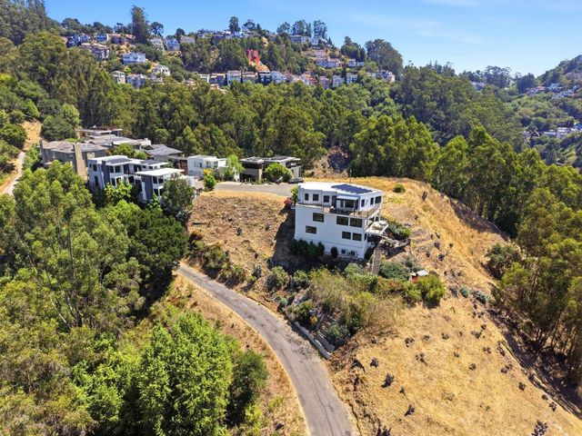 21 Jewel Court, Oakland, CA 94611