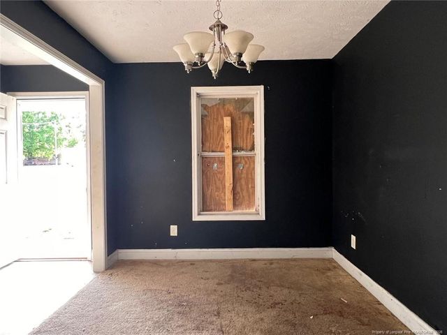 128 Copper Creek Drive, Raeford, NC 28376