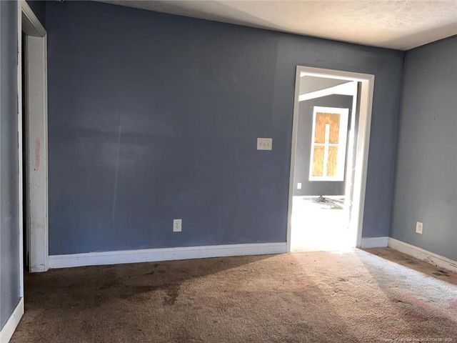 128 Copper Creek Drive, Raeford, NC 28376