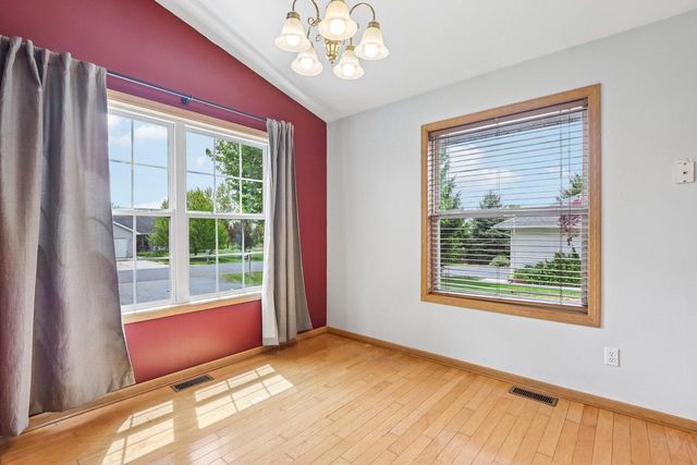 W5640 Babcock ROAD, Elkhorn, WI 53121