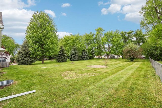 W5640 Babcock ROAD, Elkhorn, WI 53121