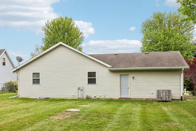 W5640 Babcock ROAD, Elkhorn, WI 53121
