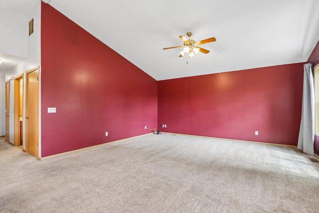 W5640 Babcock ROAD, Elkhorn, WI 53121
