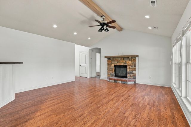 5001 STONE MOUNTAIN PKWY, Columbia, MO 65201