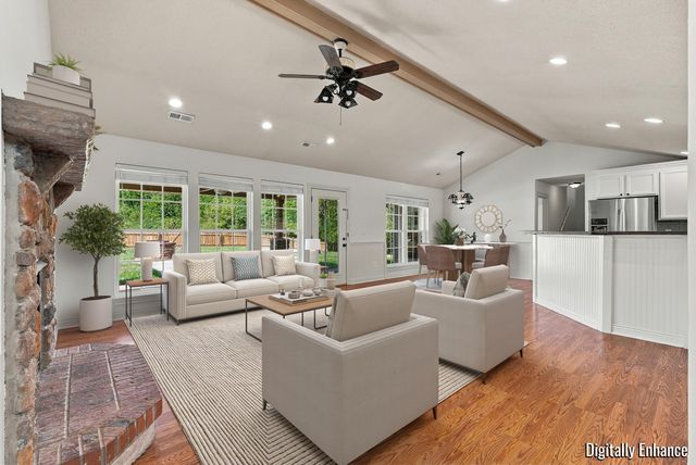 5001 STONE MOUNTAIN PKWY, Columbia, MO 65201