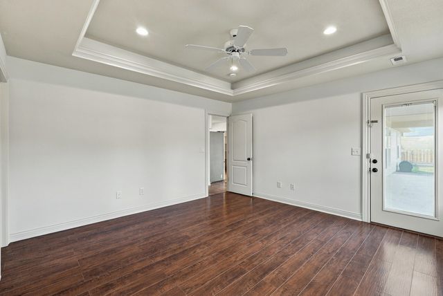 5001 STONE MOUNTAIN PKWY, Columbia, MO 65201