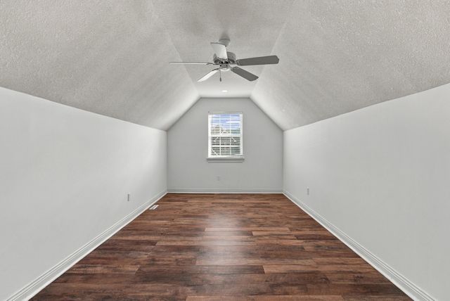 5001 STONE MOUNTAIN PKWY, Columbia, MO 65201
