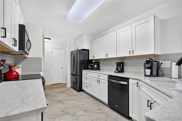 202 Park Ridge Drive 64a, O'fallon, MO 63366