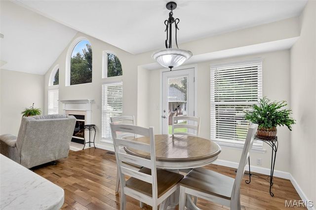 202 Park Ridge Drive 64a, O'fallon, MO 63366