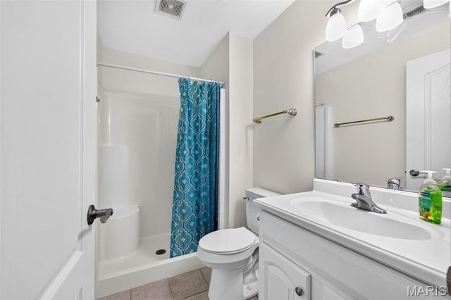 202 Park Ridge Drive 64a, O'fallon, MO 63366