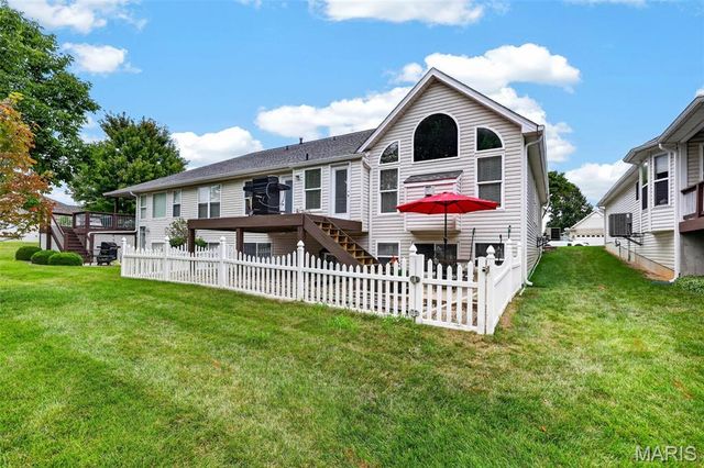 202 Park Ridge Drive 64a, O'fallon, MO 63366