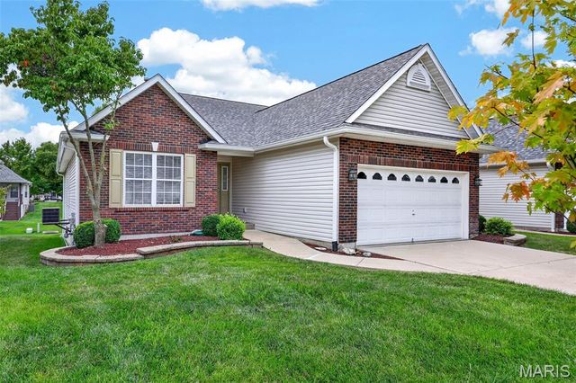 202 Park Ridge Drive 64a, O'fallon, MO 63366