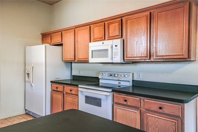 1019 Telluride Drive, Arlington, TX 76001
